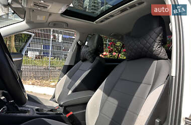 Седан Volkswagen e-Bora 2020 в 