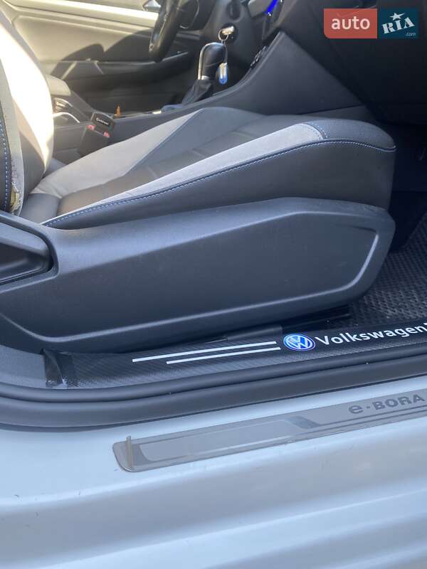Седан Volkswagen e-Bora 2019 в Дніпрі
