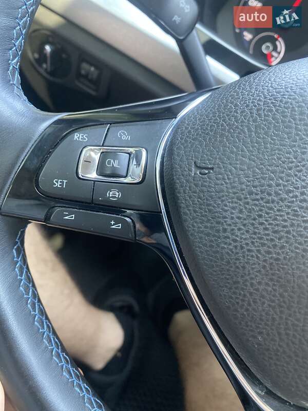Седан Volkswagen e-Bora 2019 в Дніпрі