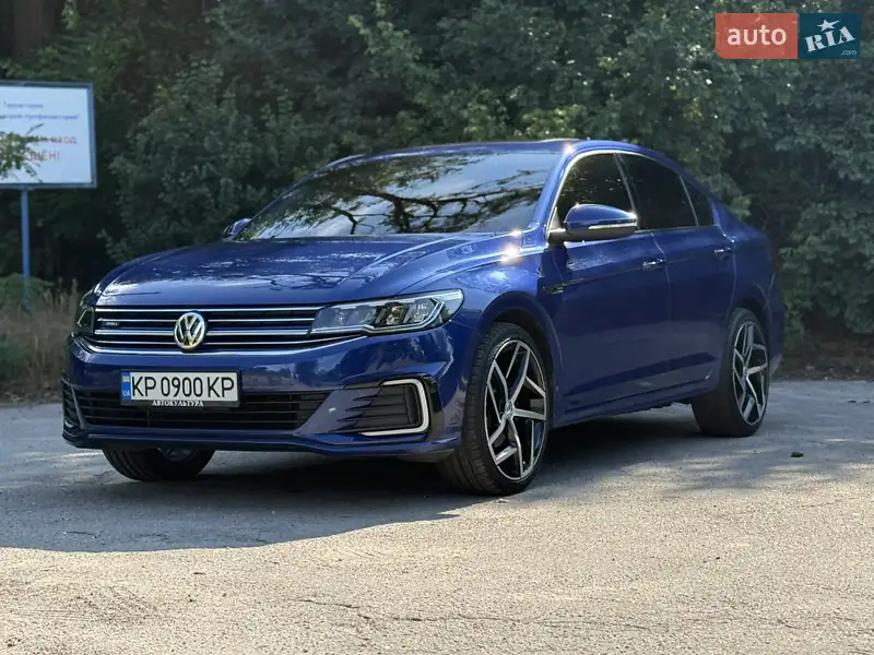 Volkswagen e-Bora 2019