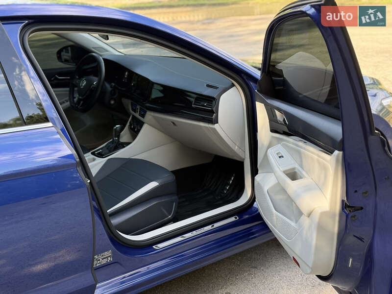 Седан Volkswagen e-Bora 2019 в Запоріжжі