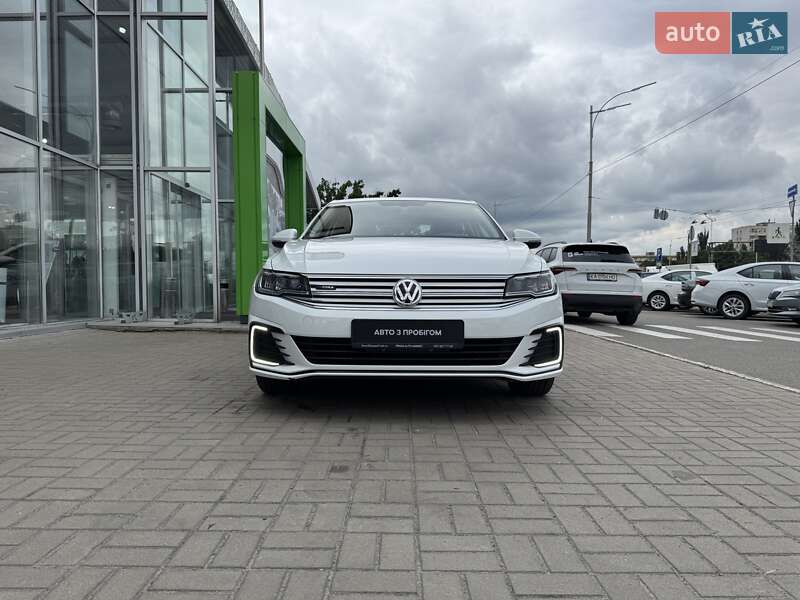 Седан Volkswagen e-Bora 2020 в Киеве