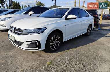 Седан Volkswagen e-Bora 2019 в Киеве