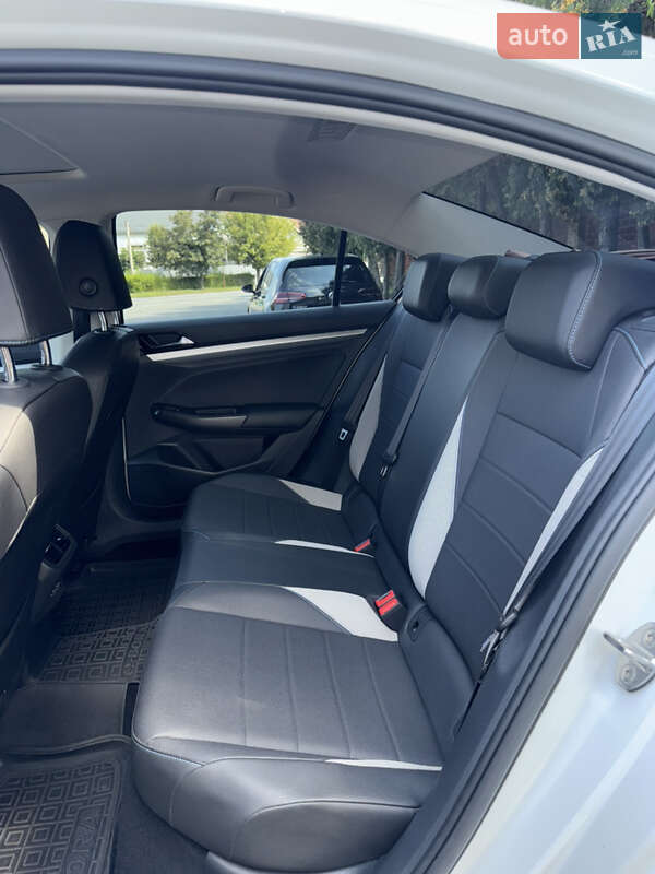 Седан Volkswagen e-Bora 2019 в Ужгороде фото 10 Седан Volkswagen e-Bora 2019 в Ужгороде