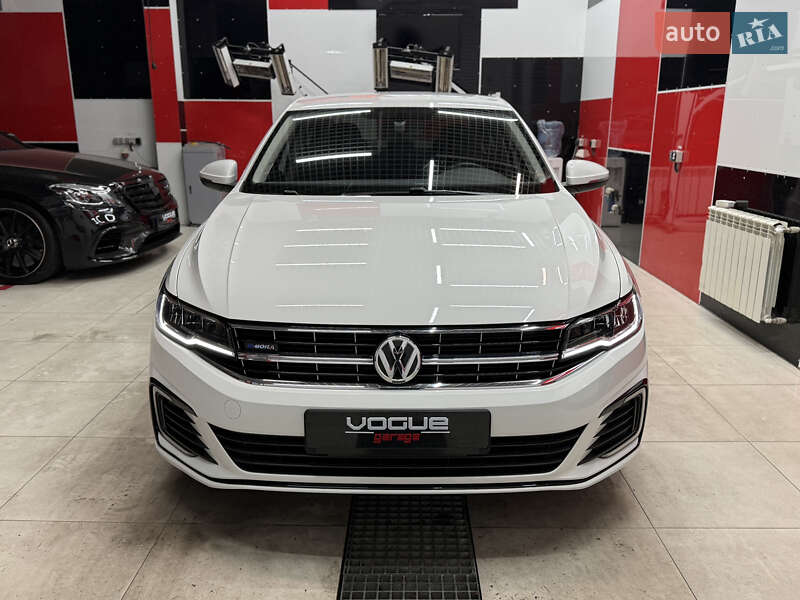 Седан Volkswagen e-Bora 2020 в Одесі фото Седан Volkswagen e-Bora 2020 в Одесі