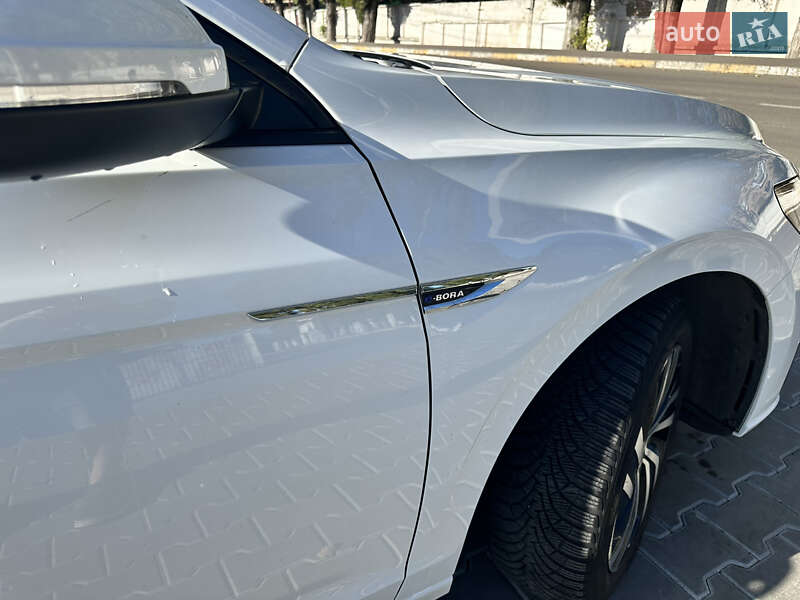 Седан Volkswagen e-Bora 2020 в Коцюбинском