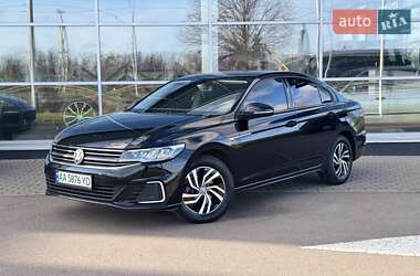 Седан Volkswagen e-Bora 2020 в Киеве