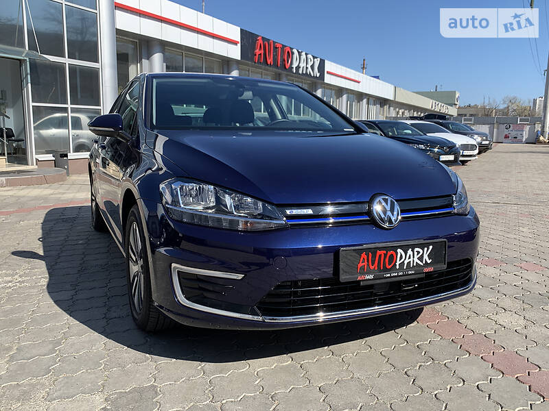 Хетчбек Volkswagen e-Golf 2019 в 
