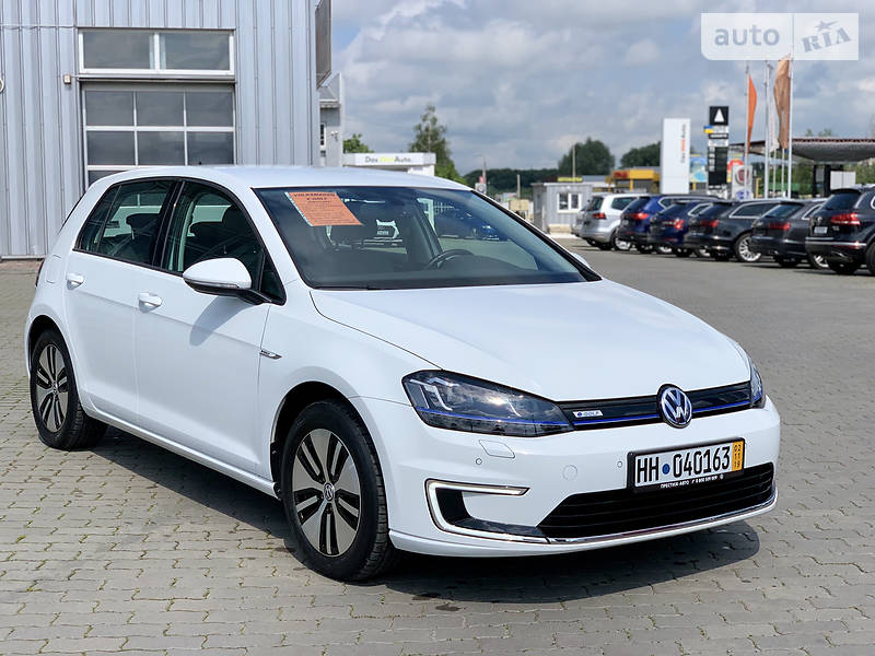 Хетчбек Volkswagen e-Golf 2016 в Хмельницькому
