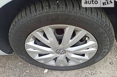 Хетчбек Volkswagen e-Golf 2018 в 
