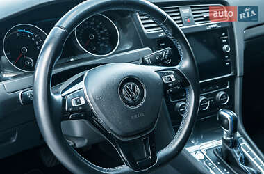 Хэтчбек Volkswagen e-Golf 2019 в Ужгороде