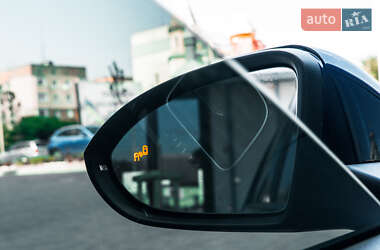 Хэтчбек Volkswagen e-Golf 2019 в Ужгороде