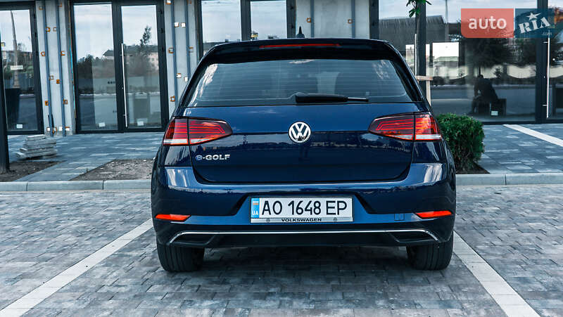 Хэтчбек Volkswagen e-Golf 2019 в Ужгороде