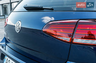 Хэтчбек Volkswagen e-Golf 2019 в Ужгороде
