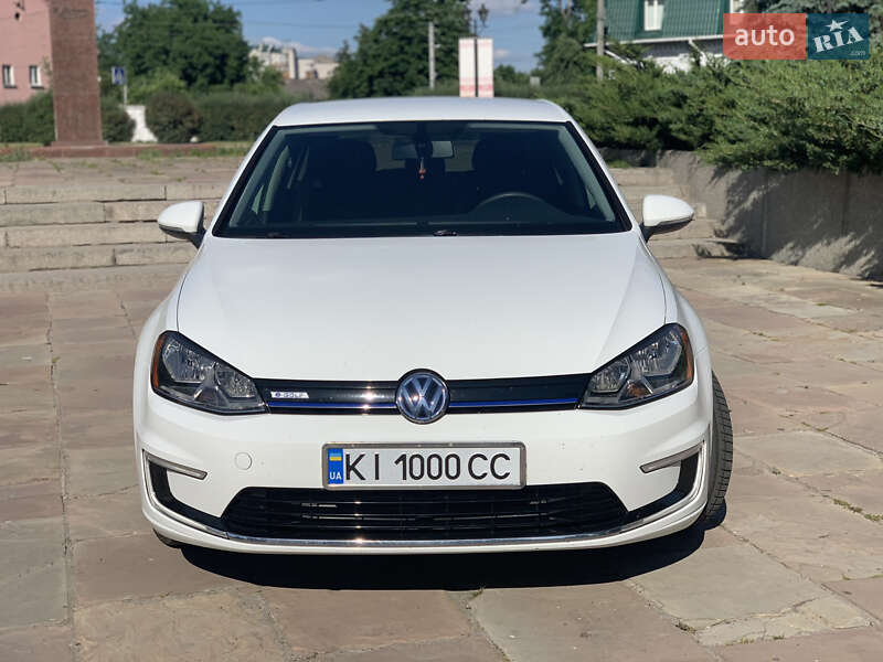 Хэтчбек Volkswagen e-Golf 2016 в Белой Церкви