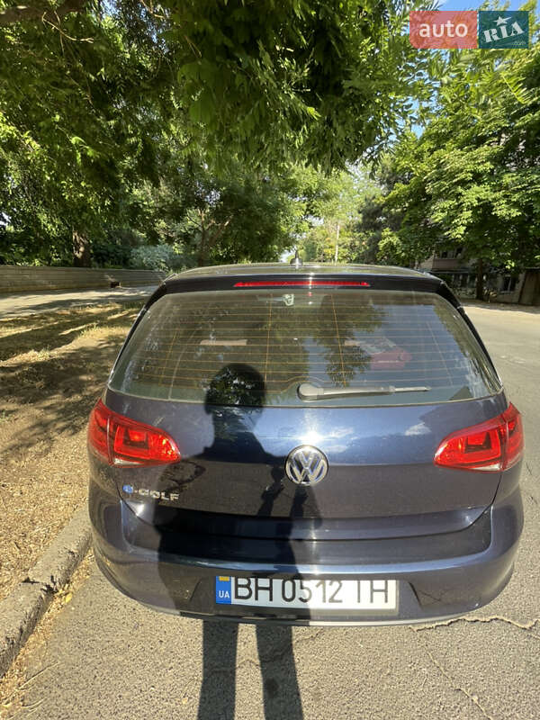 Хетчбек Volkswagen e-Golf 2016 в Одесі