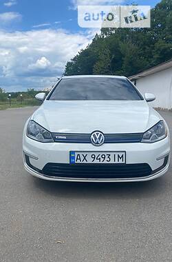 Хэтчбек Volkswagen e-Golf 2016 в Харькове