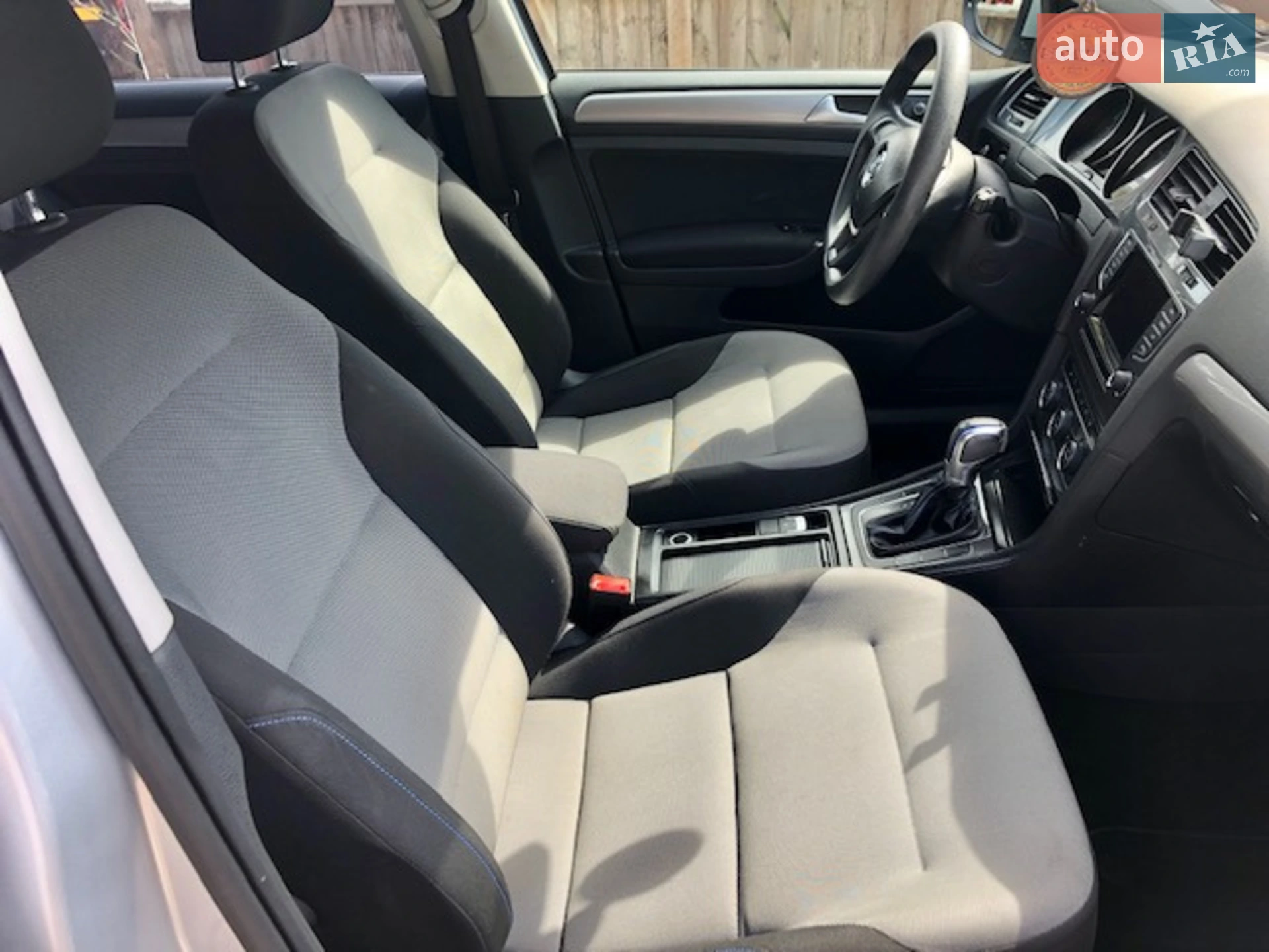 2014 Volkswagen Golf - мініатюра 28