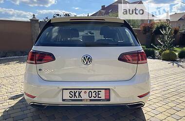 Хэтчбек Volkswagen e-Golf 2019 в Черновцах