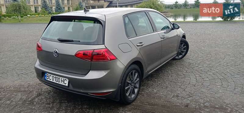 Хетчбек Volkswagen e-Golf 2016 в Жовкві