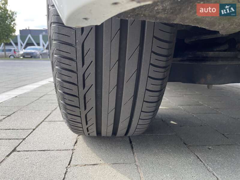 Хэтчбек Volkswagen e-Golf 2018 в Хмельницком