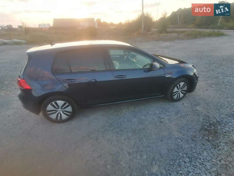 Хэтчбек Volkswagen e-Golf 2014 в Виннице
