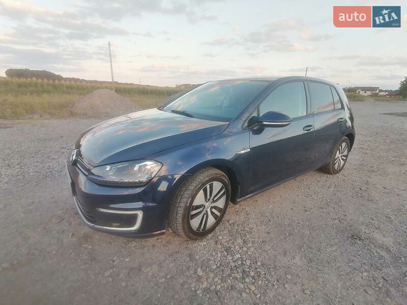 Хэтчбек Volkswagen e-Golf 2014 в Виннице