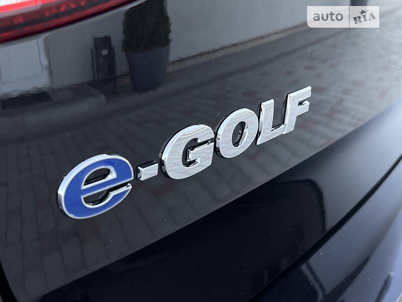 Хэтчбек Volkswagen e-Golf 2018 в Луцке