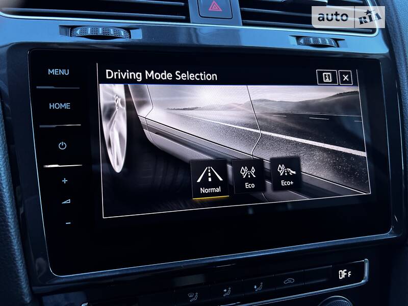 Хэтчбек Volkswagen e-Golf 2018 в Луцке