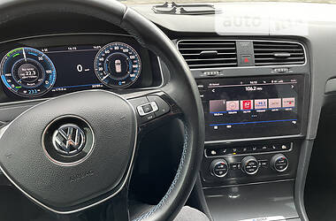 Хэтчбек Volkswagen e-Golf 2019 в Луцке