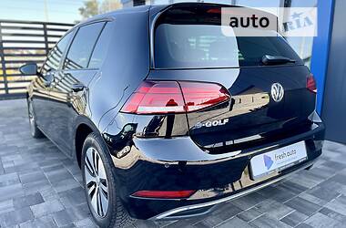 Хэтчбек Volkswagen e-Golf 2019 в Ровно