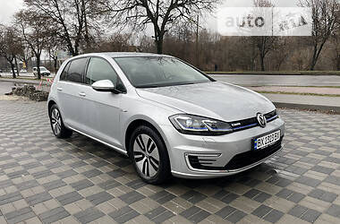 Хетчбек Volkswagen e-Golf 2019 в Хмельницькому