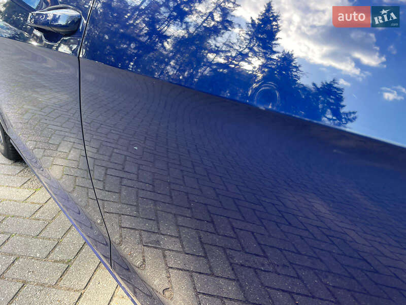 Хетчбек Volkswagen e-Golf 2018 в Шептицькому