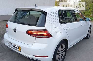 Хэтчбек Volkswagen e-Golf 2017 в Казатине