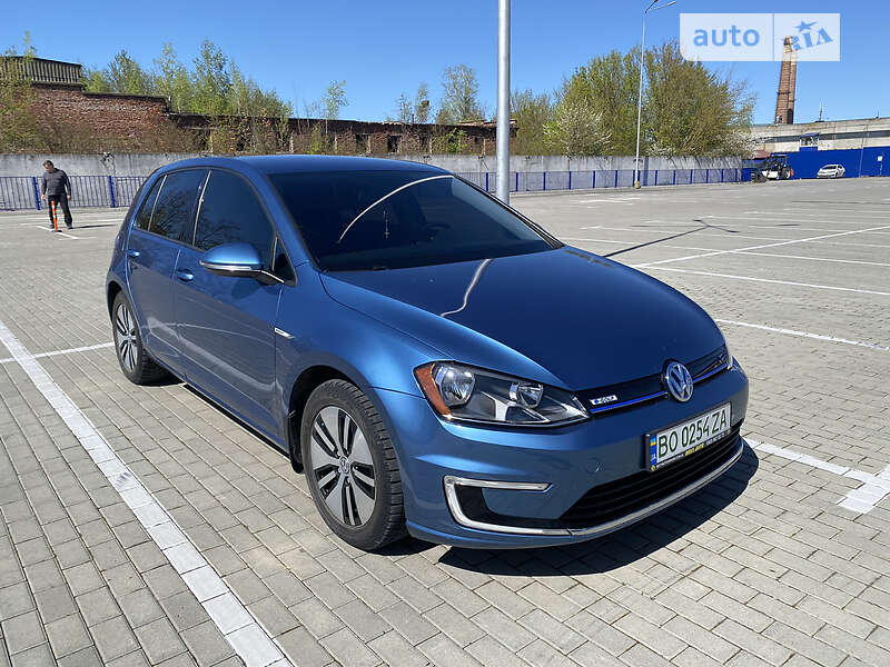 Хетчбек Volkswagen e-Golf 2016 в Тернополі