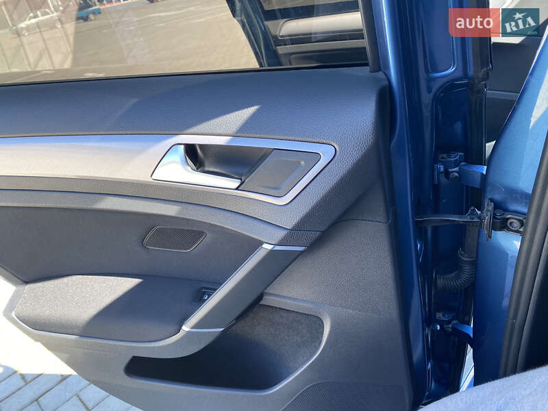 Хэтчбек Volkswagen e-Golf 2016 в Тернополе фото 23 Хэтчбек Volkswagen e-Golf 2016 в Тернополе