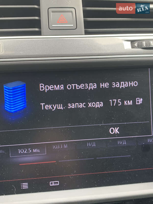 Хетчбек Volkswagen e-Golf 2015 в Хмельницькому