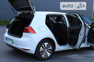 Хэтчбек Volkswagen e-Golf 2015 в Виннице