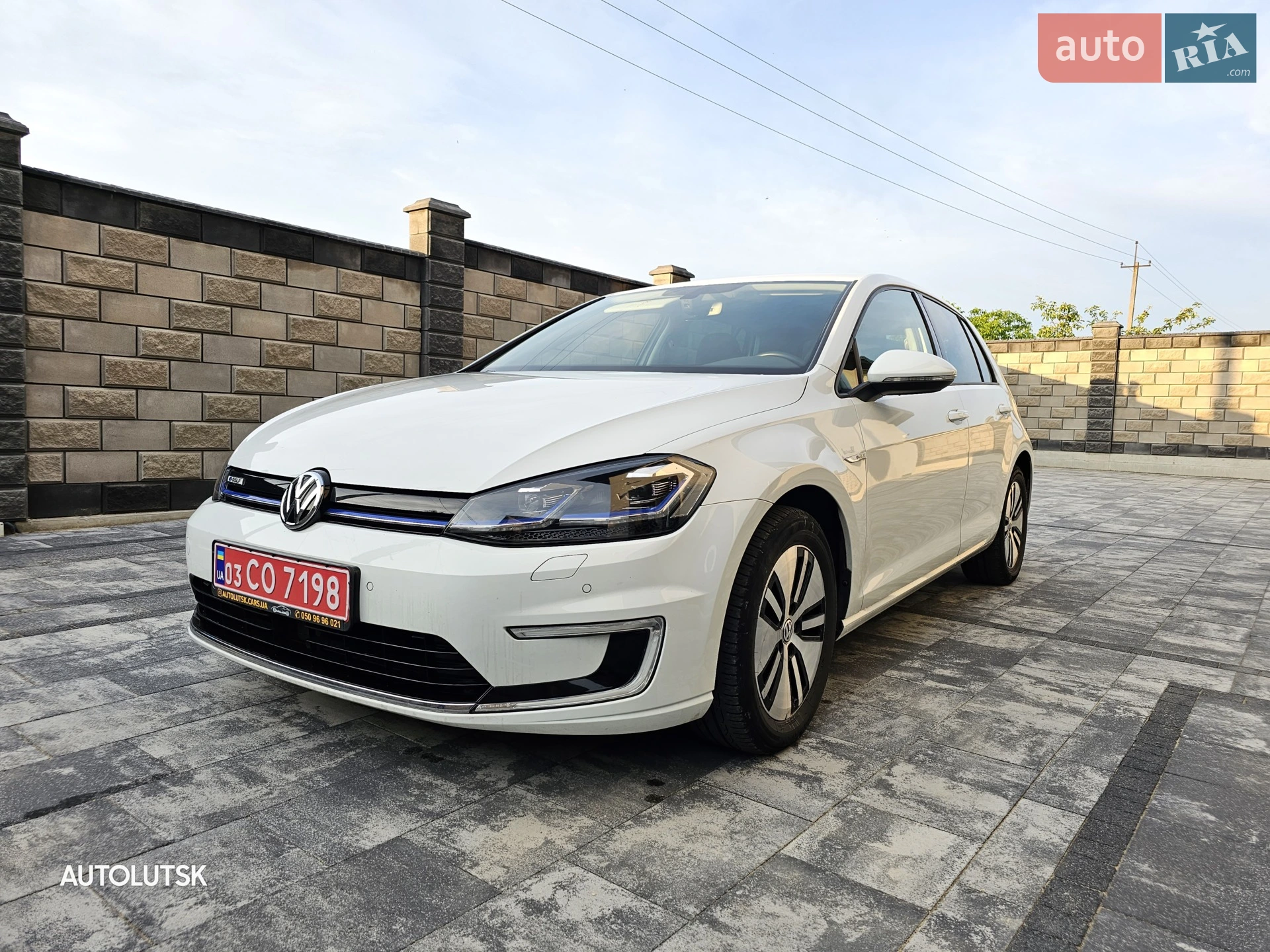 2017 Volkswagen Golf - мініатюра 2