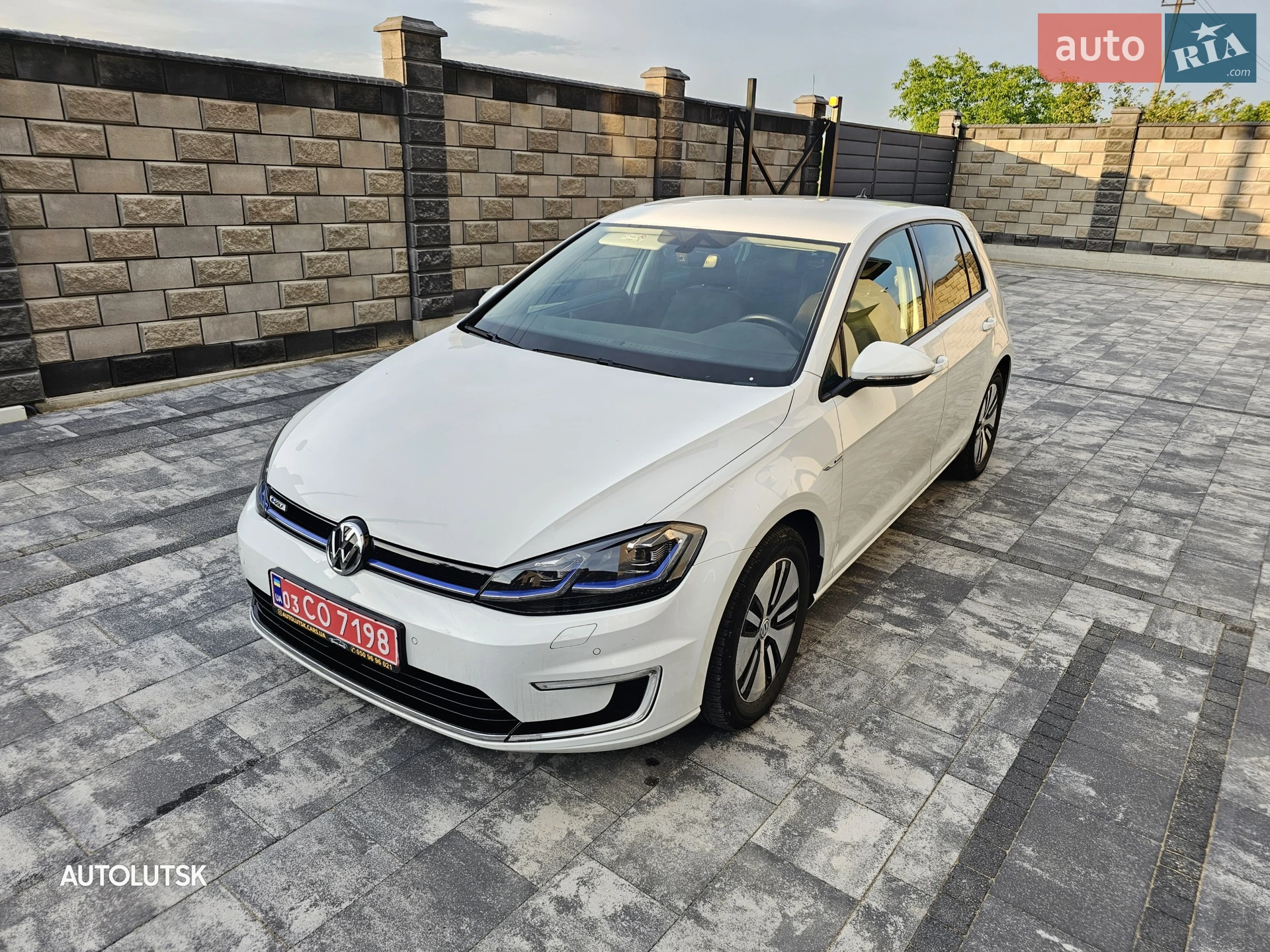 2017 Volkswagen Golf - мініатюра 3