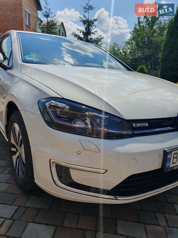 Хэтчбек Volkswagen e-Golf 2018 в Стрые фото 2 Хэтчбек Volkswagen e-Golf 2018 в Стрые