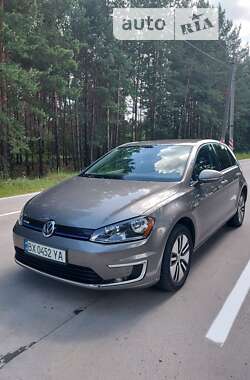 Хэтчбек Volkswagen e-Golf 2016 в Славуте