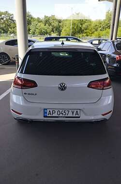 Хэтчбек Volkswagen e-Golf 2018 в Запорожье