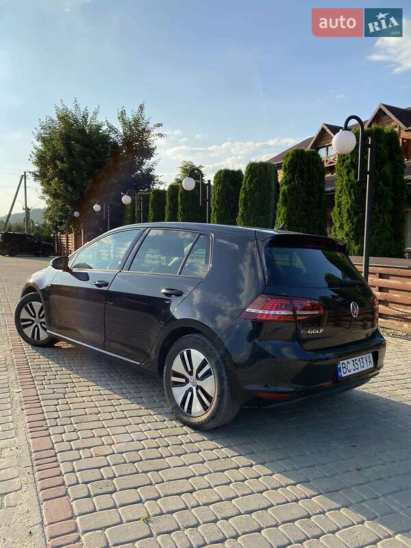 Хэтчбек Volkswagen e-Golf 2015 в Старом Самборе