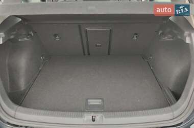Хетчбек Volkswagen e-Golf 2020 в 