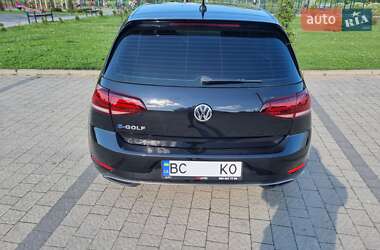 Хэтчбек Volkswagen e-Golf 2017 в Львове