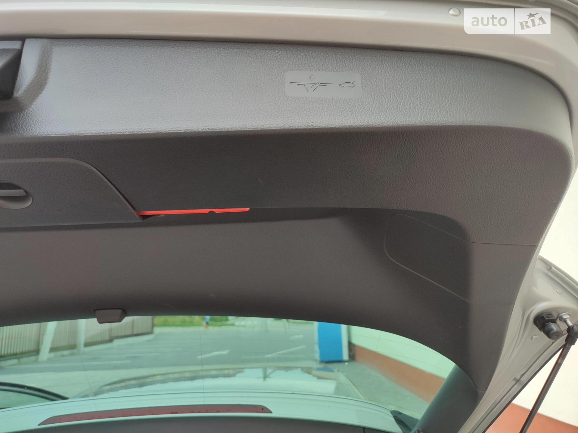 2018 Volkswagen Golf - мініатюра 32