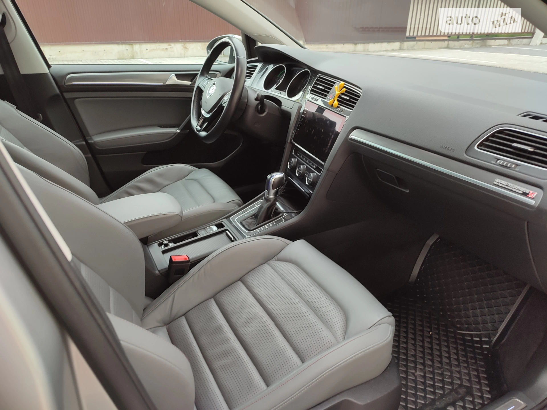 2018 Volkswagen Golf - мініатюра 35