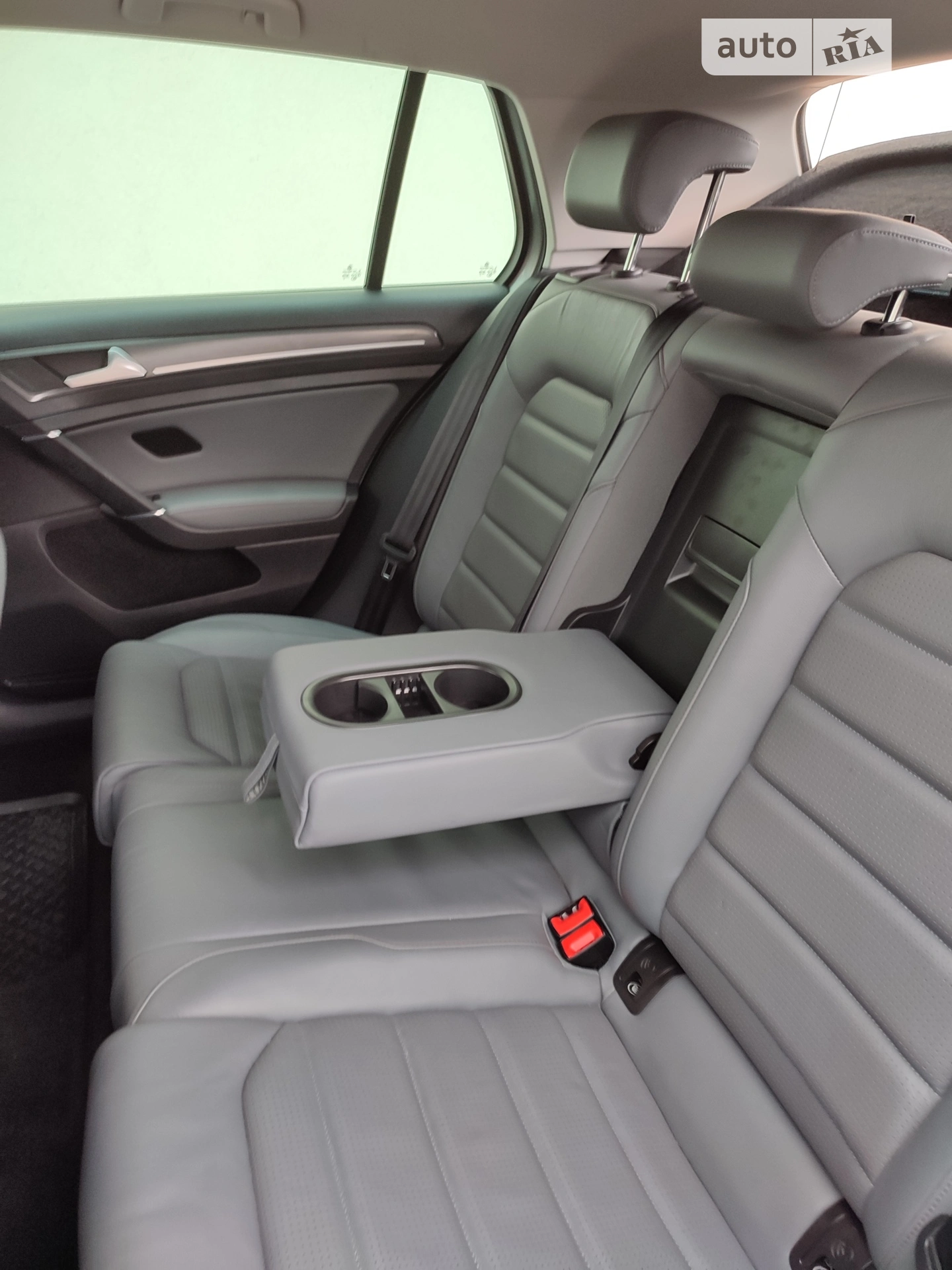 2018 Volkswagen Golf - мініатюра 47