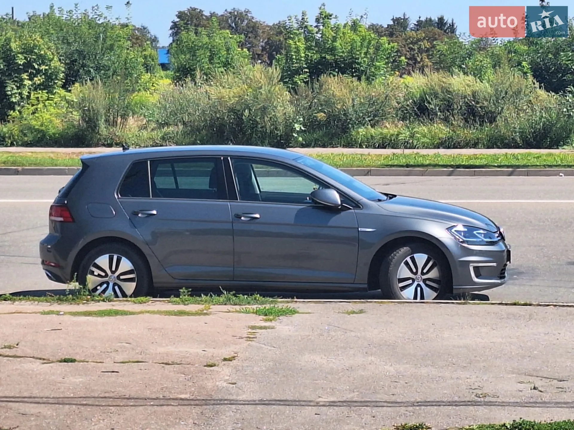 2017 Volkswagen Golf - мініатюра 2